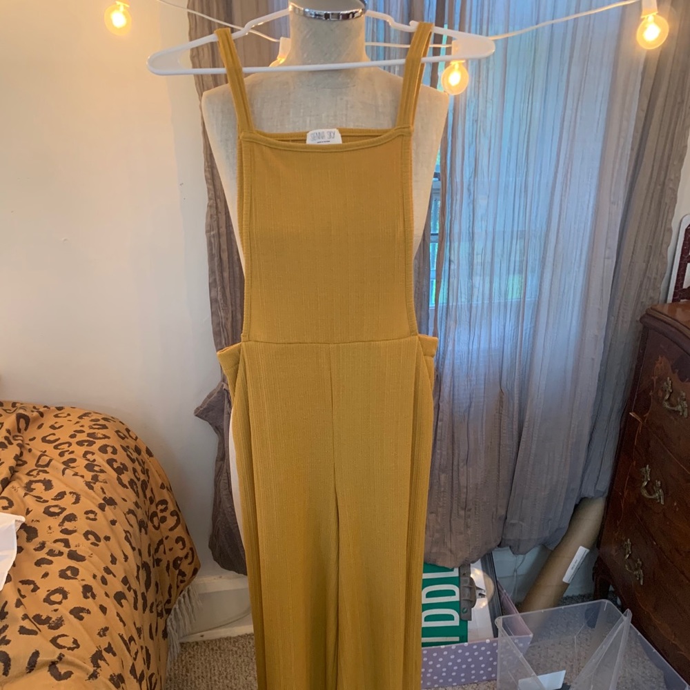 jumpsuit